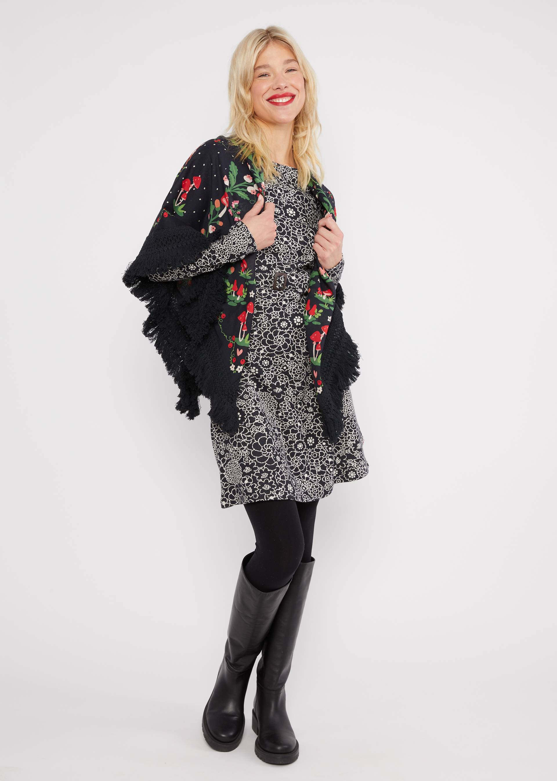 Autumn Dress California Calling, flower field, Dresses, Black