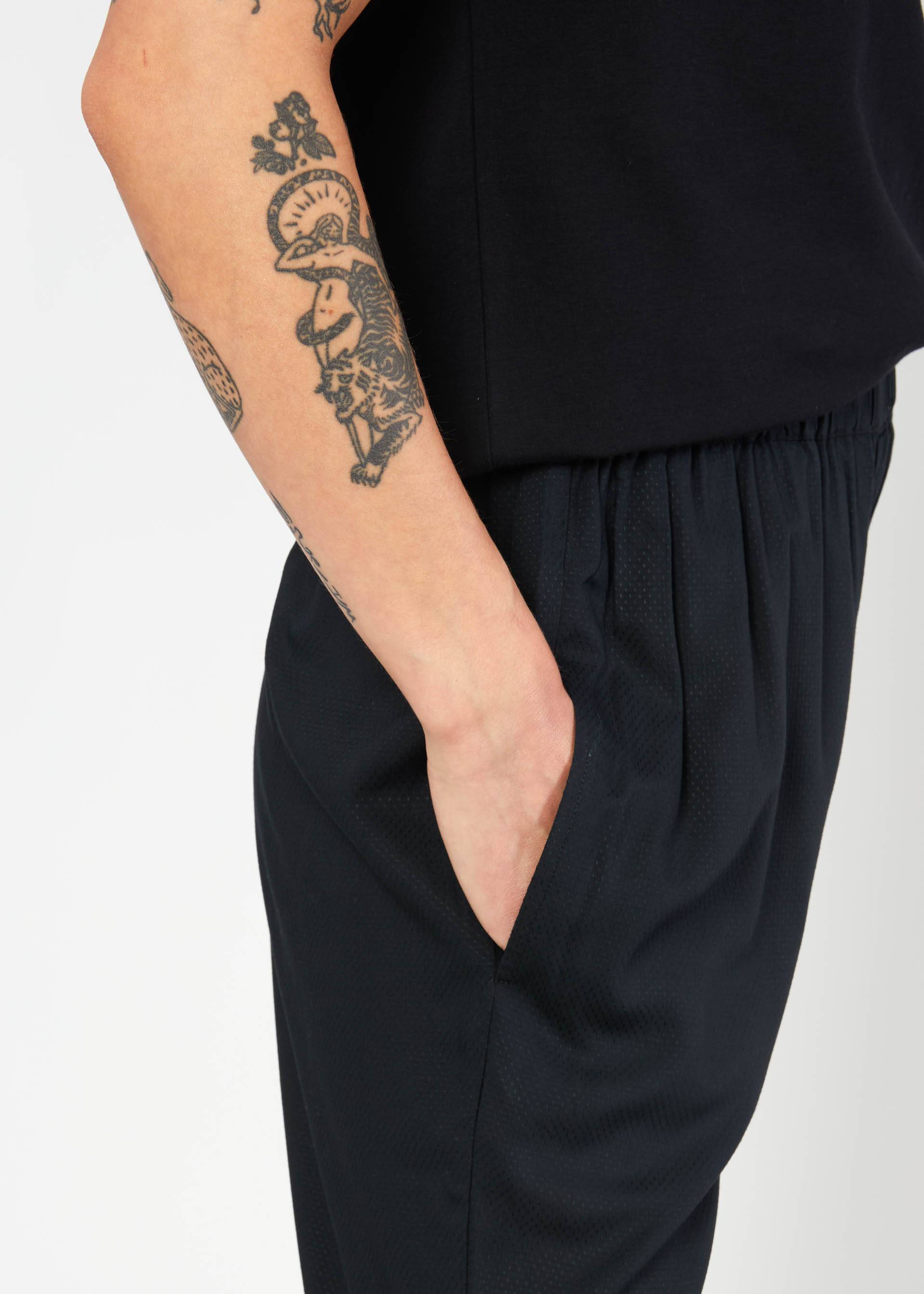 Schlaghose Flarebunny, black brush, Hosen, Schwarz