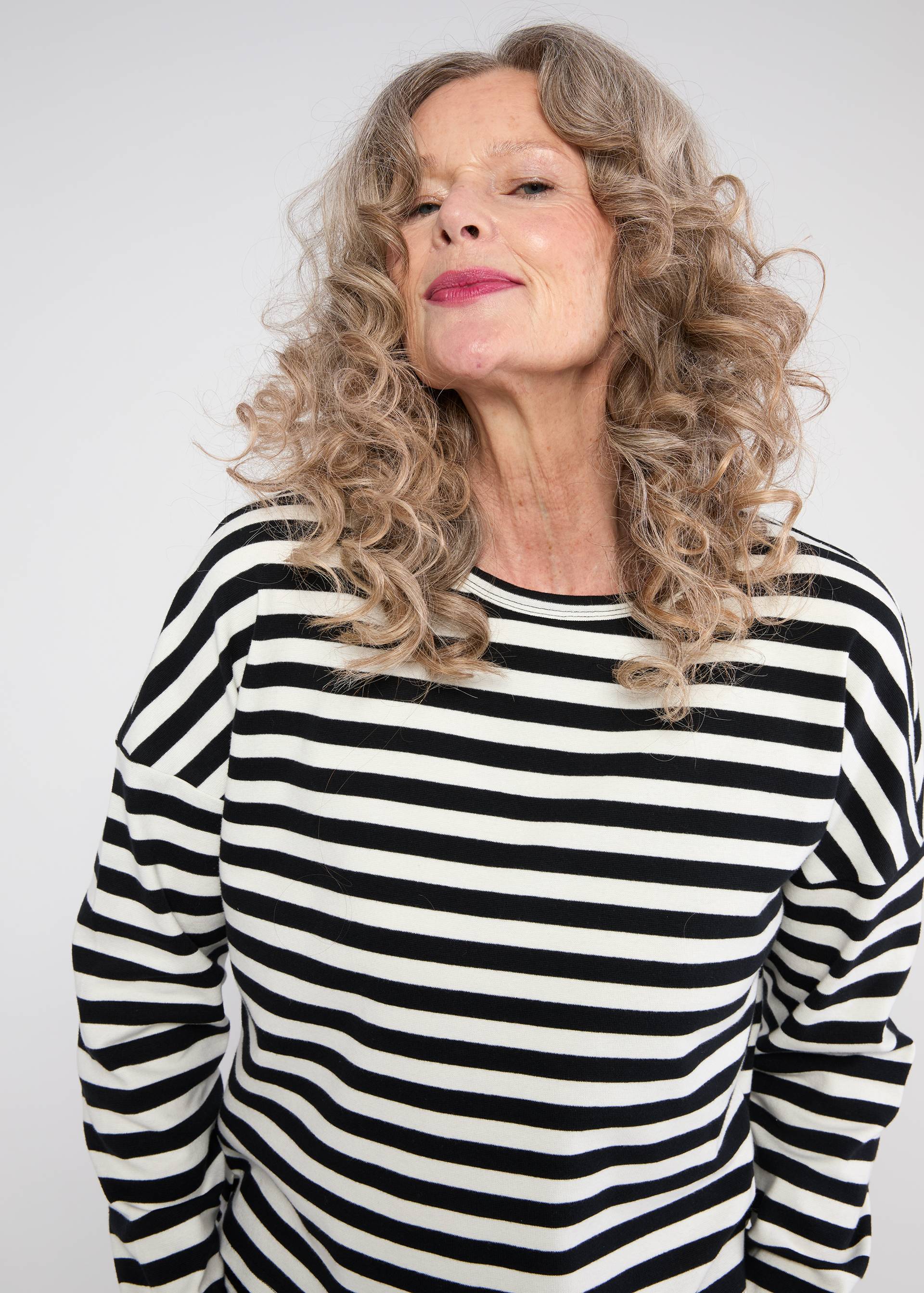 Longsleeve Stereo Rainbow Crew, wizardy black stripes, Shirts, Schwarz